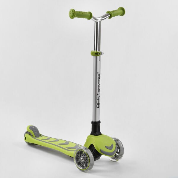 

Самокат BEST SCOOTER Y-00436 (колеса светятся, складывается)