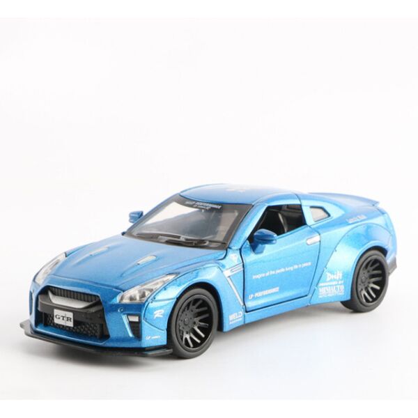 

Игрушечная машина Nissan GTR 7862 металлическая со звуковыми эффектами (Синий)