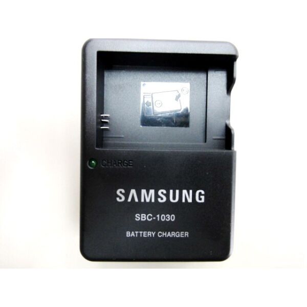 

Зарядное устройство SBC-1030 для камер SAMSUNG NX200, NX210, NX ak1000, NX1 ak100, NX2000, NX300 (BP1030, BP1130)