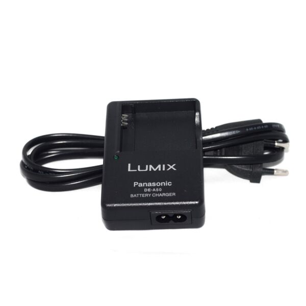

Зарядное устройство DE-A50 (DE-A50B) для камер Panasonic (аккумуляторы DMW-BCM13, BCM13PP, BCM13E, BCM13GK)