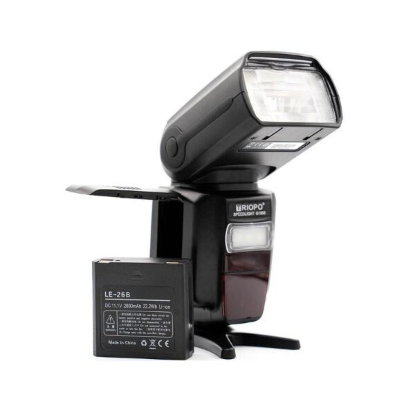 

Вспышка для фотоаппаратов Nikon и Canon - TRIOPO G1800 с TTL и встроенным синхронизатором и аккумулятором