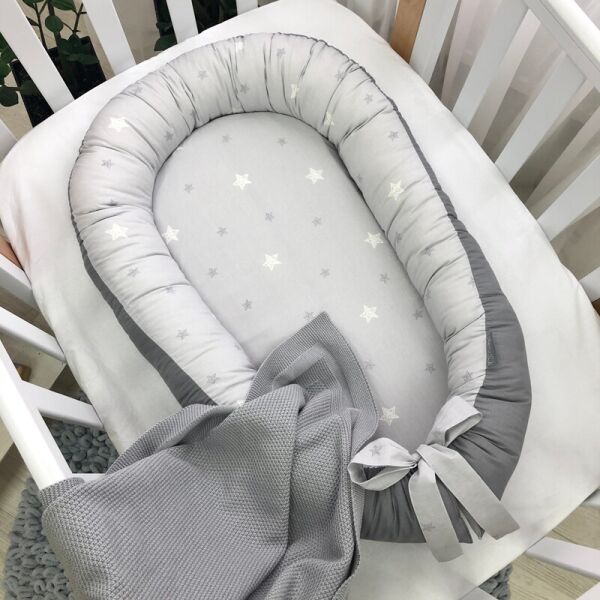 

Кокон гнездышко для новорожденных Baby Design Звезды на сером 90*65 см