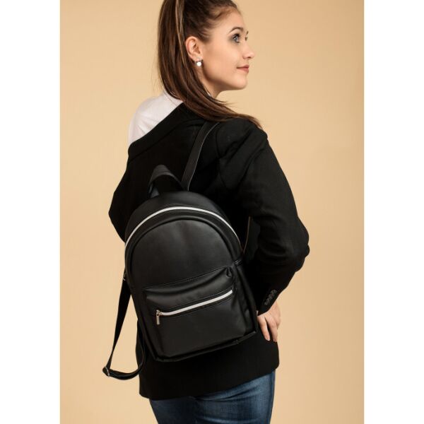 

Женский рюкзак Sambag 35х25х12 см Черный