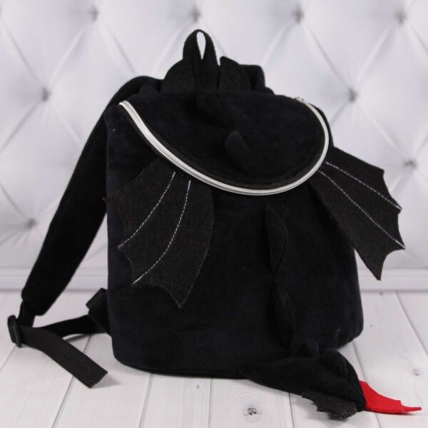 

Детский рюкзак Копица дракон Беззубик (Ночная Фурия)