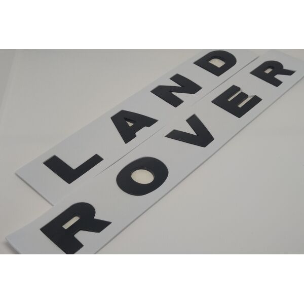 

Напис Land Rover букви Чорний глянець Lr062324
