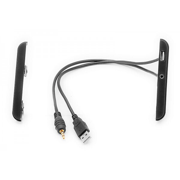 

Переходная рамка Carav Toyota с USB и AUX удлинителем (11-712)