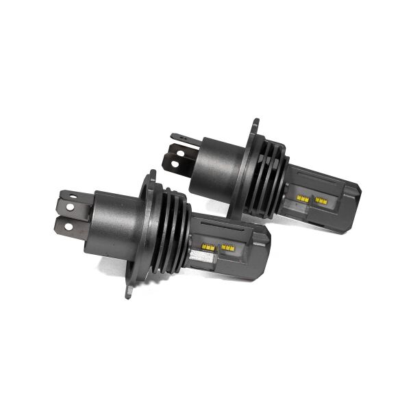 

LED лампы H4 27W 12-24V 6000K 8000Lm. Светодиодные лампы M3 (Диоды Philips). По размеру стандартных авто лам