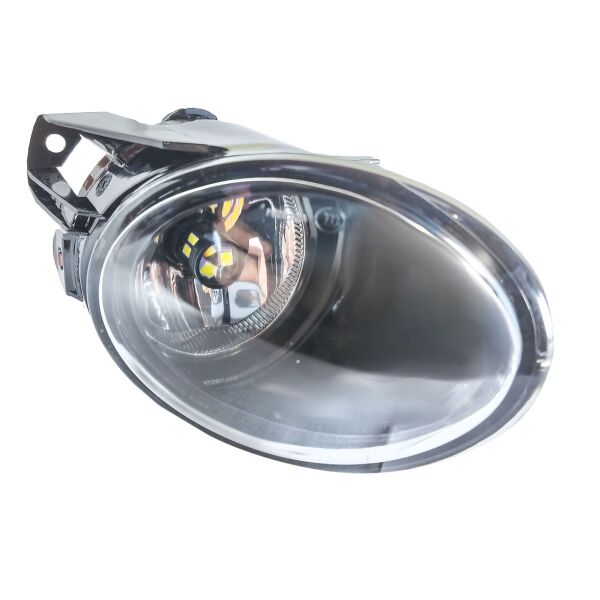 

Правая LED противотуманка Volkswagen Passat B6. Фара в бампер Пассат б6 правая с пассажирской стороны