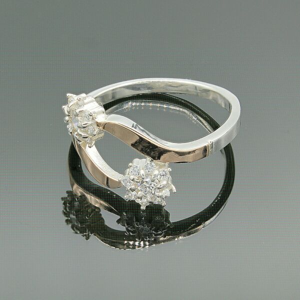 Кольцо серебряное с золотыми вставками Тандем 19,5 размер