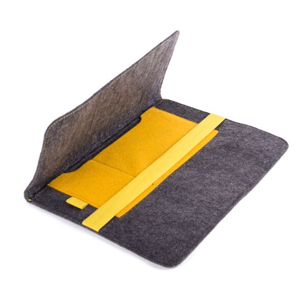 

Чехол для ноутбука Digital Wool Case 13 с желтой резинкой
