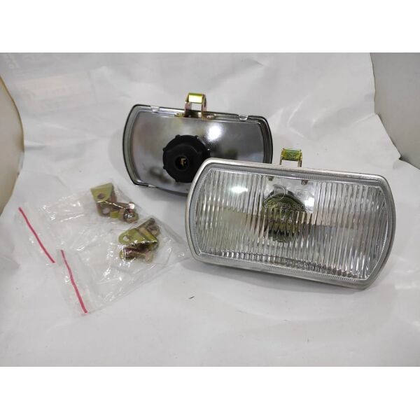 

Дополнительные фары противотуманные DLAA 9837 W/ КАМАЗ , МАЗ , ГАЗ /H1-12V-55W/180*98mm пара