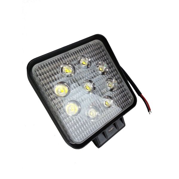 

Светодиодная LED противотуманная фара ЛИДЕР 1 шт 10-30V 06-27W ближний 110x110x50
