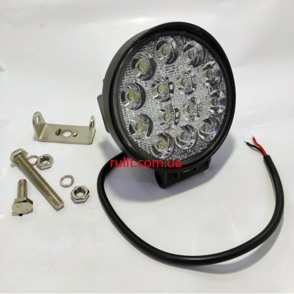 

Светодиодная LED противотуманная фара ЛИДЕР 1 шт 10-30V 27 42W ближний 115х137х56