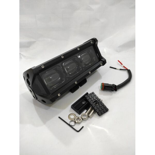 

Светодиодная LED противотуманная фара WG-C6D-30W ближний 1шт 215х80х65 мм