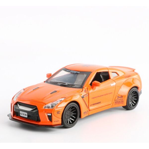 

Игрушечная машина Nissan GTR 7862 металлическая со звуковыми эффектами (Оранжевый)