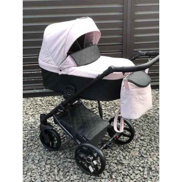 

Коляска универсальная 2 в 1 Baby Merc Piuma 06B Розовый с дождевиком и матрасом + москитная сетка, чехлы и сумка для мамы