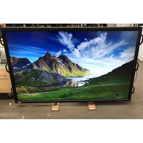 

Монитор Sharp PN-E802