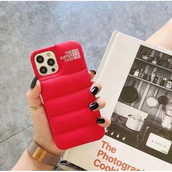 

Красный пуферний чехол-пуховик для iPhone 11