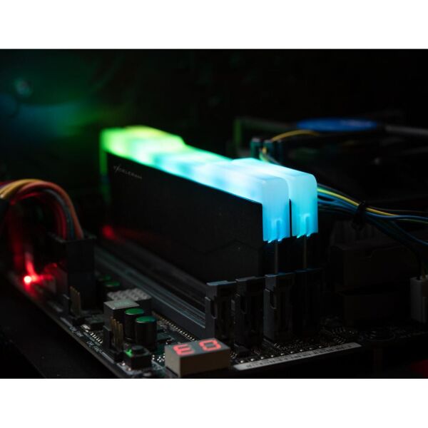 

Модуль памяти для компьютера DDR4 16GB (2x8GB) 3000 MHz RGB X2 Series Black eXceleram (ERX2B416306AD)