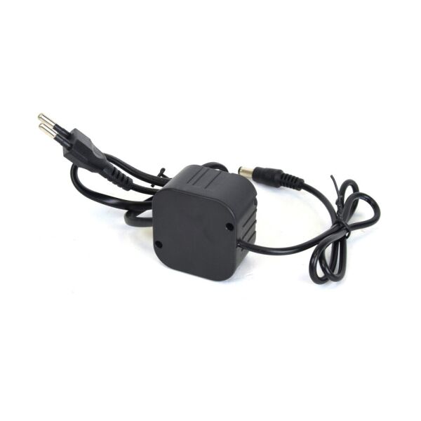 

Блок питания Full Energy BG-142 13.5 В / 2 А