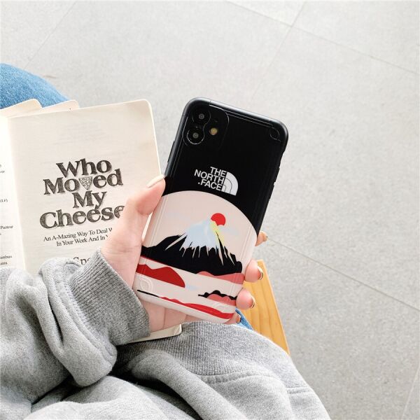 

Чехол для iPhone 12 Pro Max The North Face Фудзияма Черный