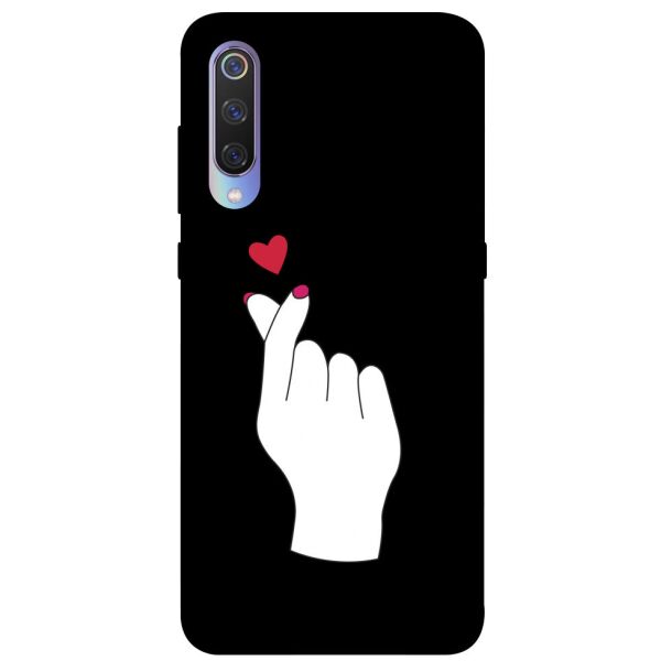 

Чехол itsPrint Сердце в руке для Xiaomi Mi 9