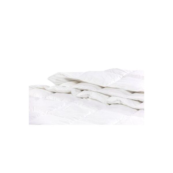 

Одеяло MirSon пуховое Luxury Exclusive 080 зима 220x240 см (2200000018557)