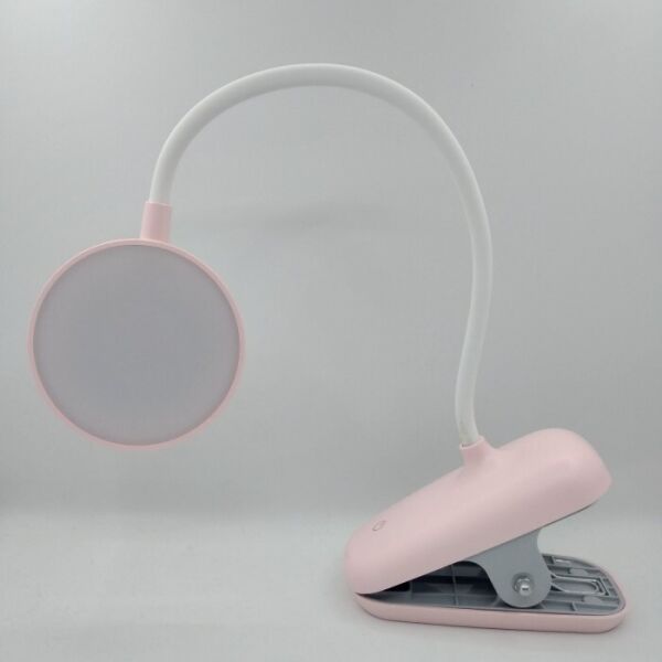 

Настольная светодиодная лампа Table Lamp 7300 аккумуляторная на прищепке Розовая