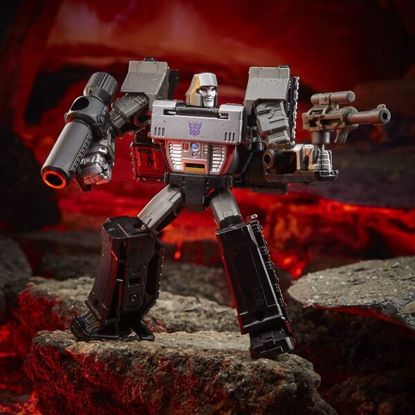 

Трансформер Мегатрон Танк Война За Кибертрон Королевство Transformers War for Cybertron WFC-K13 Megatron Hasbro F0666