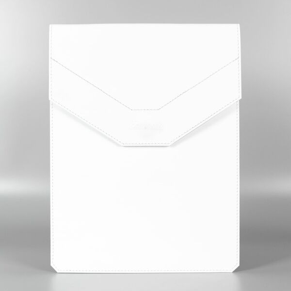 

Кожаный чехол для MacBook Air/Pro 13". Кейс из натуральной кожи для Макбука Эир/Про белый вертикальный