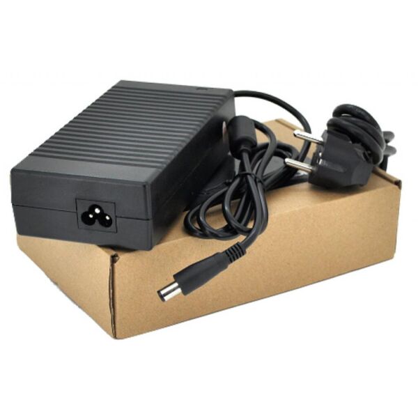 

Блок питания к ноутбуку Merlion DELL 185W 19.5V 9.5A, 7.4*5.0 (01959 / LDL185/19.5-7.4*5.0)