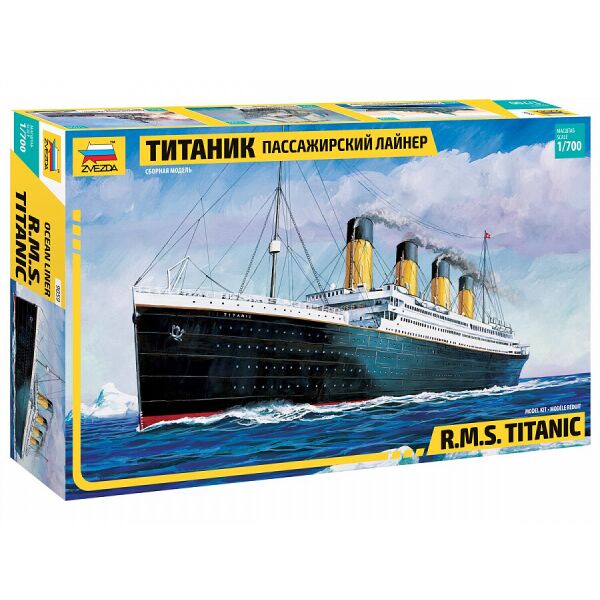 

Пассажирский лайнер Титаник 1/700