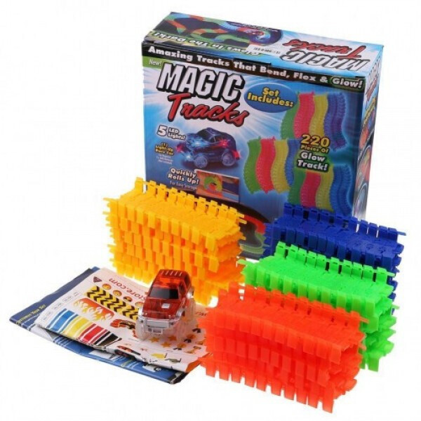 

Гоночный трасса которая светится Magic Tracks 220 деталей общей длиной 3,3 м (10177)