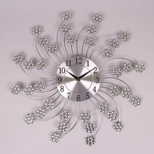 

Часы металлические с стразами Flora D-48 см. 38207