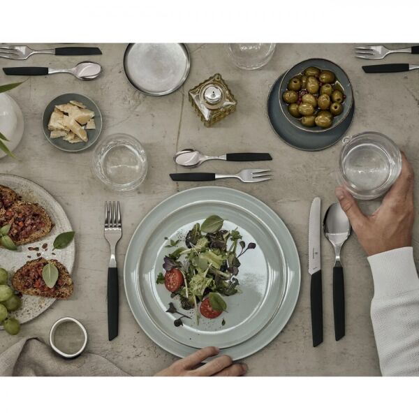 

Набор кухонный Victorinox Swiss Modern Table Set 24шт с черн. ручкой (6 ножей tomato,6 вилок,6 ложек,6 ложек)