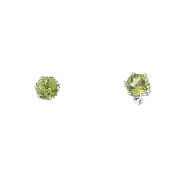 

Серьги из серебра с хризолитами (1353974)