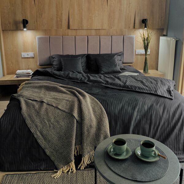 

Комплект постельного белья Евро 200х220 "Хлопковые Традиции", Страйп сатин, ST030 Графит , в подарочной упаковке