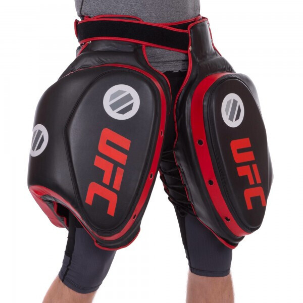 

Защита бедер тренера PU UFC PRO Thigh UCP-75191 Черно-красная
