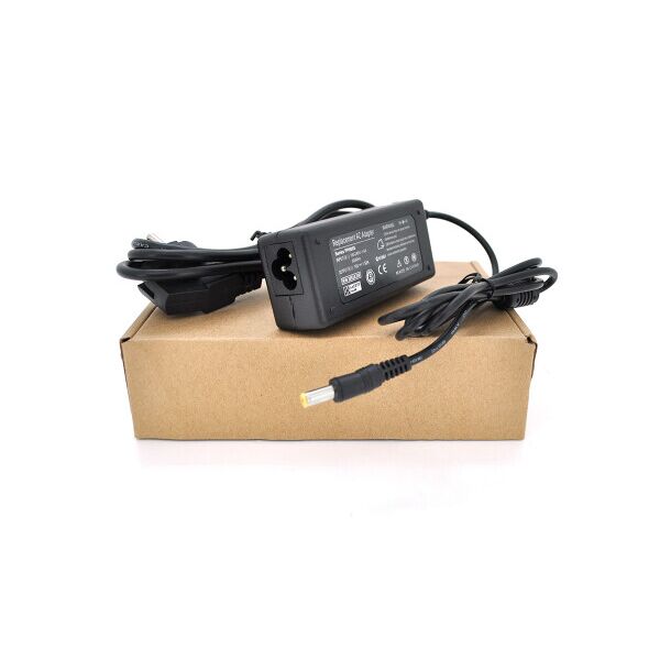 

Блок питания MERLION для ноутбука ACER 19V 1,58A (30 Вт) штекер 5,5*1.7мм, длина 0,9м + кабель питания