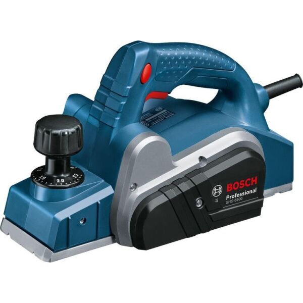 

Рубанок Bosch Professiona GHO 6500, 650 W, нож 82мм, стругание до 2.6 мм, выборка паза до 9 мм, 2.8кг