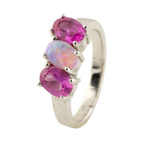 

Серебряное кольцо GS с опалом (0069951) 17 размер
