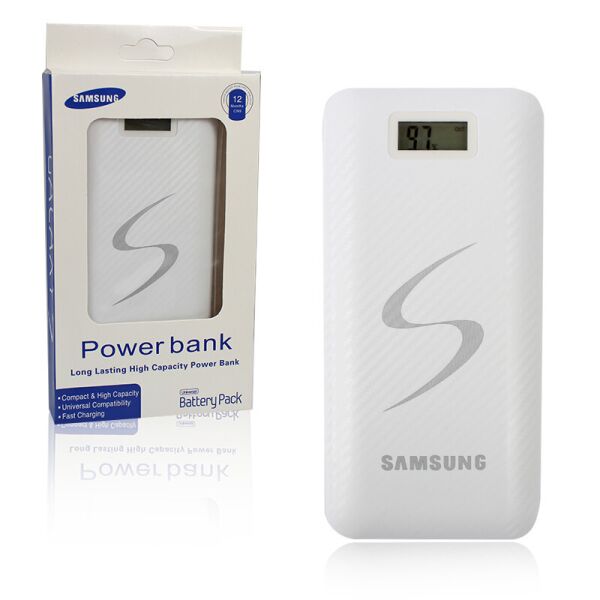 

Портативный Powerbank Samsung 20000mAh 3 Usb с экраном белый 150870