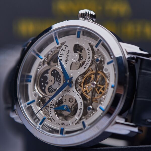 

Классические часы скелетон Invicta 32298 Objet D Art