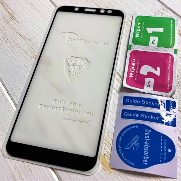 

Защитное стекло для Samsung Galaxy A600 (A6 2018) FullGlue чёрное