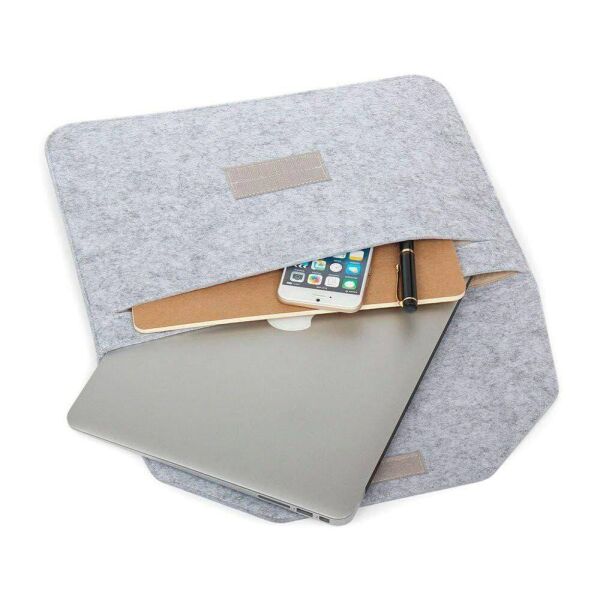 

Чехол/Конверт с войлока для MacBook 15/16 White