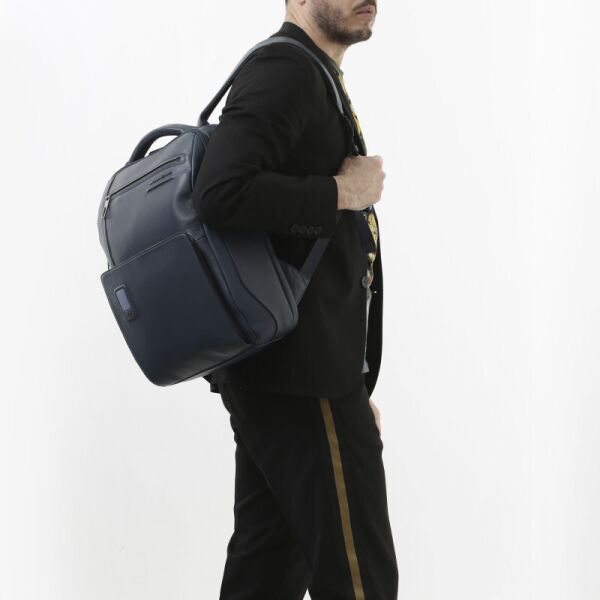 

Рюкзак для ноутбука Piquadro AKRON/Blue CA5105AO_BLU