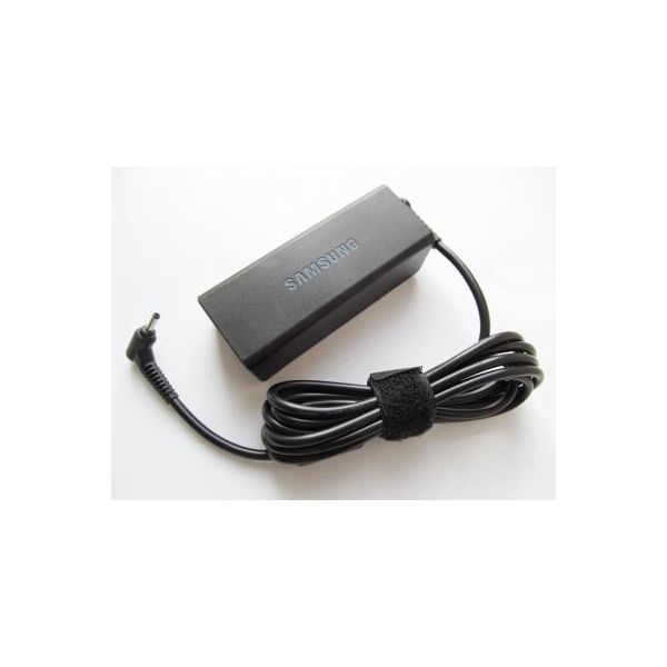 

Блок питания к ноутбуку Samsung 40W, 19V, 2.1A, 3.0/1.1 (A13-040N2A / A40277). 54191