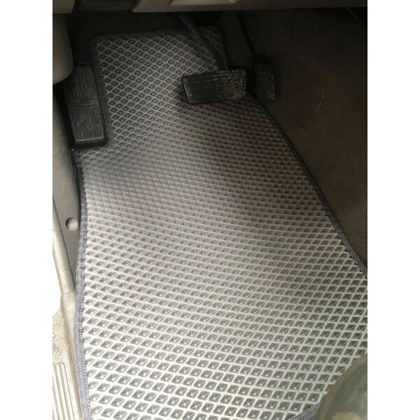

Коврики EVA (серые) Короткий, 5 штук (передние и задние) для Nissan Patrol Y61 1997-2011 гг.