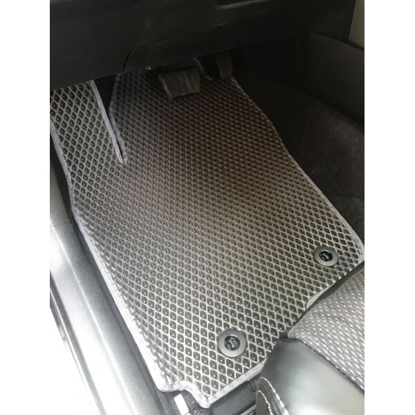 

Коврики EVA (черные) для Toyota Rav 4 2013-2018 гг.