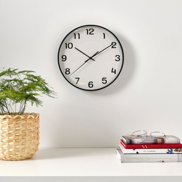 

Часы настенные, черные PLUTTIS IKEA 605.118.33